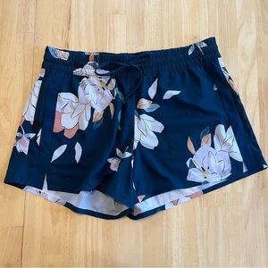 Athleta Lightweight Shorts, Dark Blue, Womens Size 10, EUC